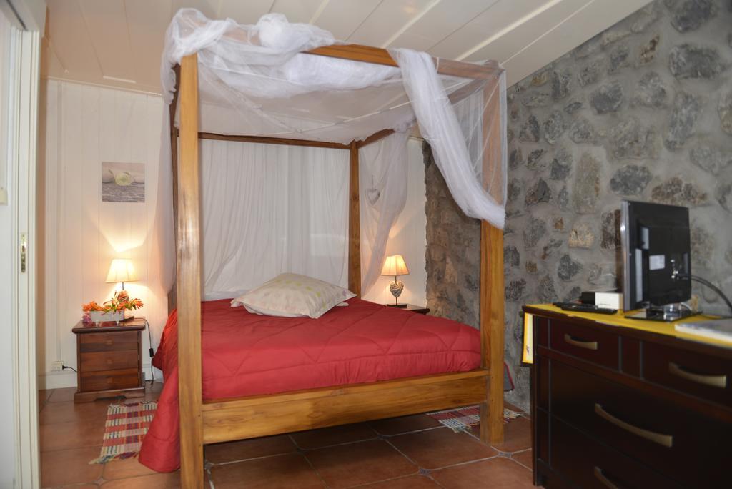 Villa Helena B&B Сент-Мери Екстериор снимка