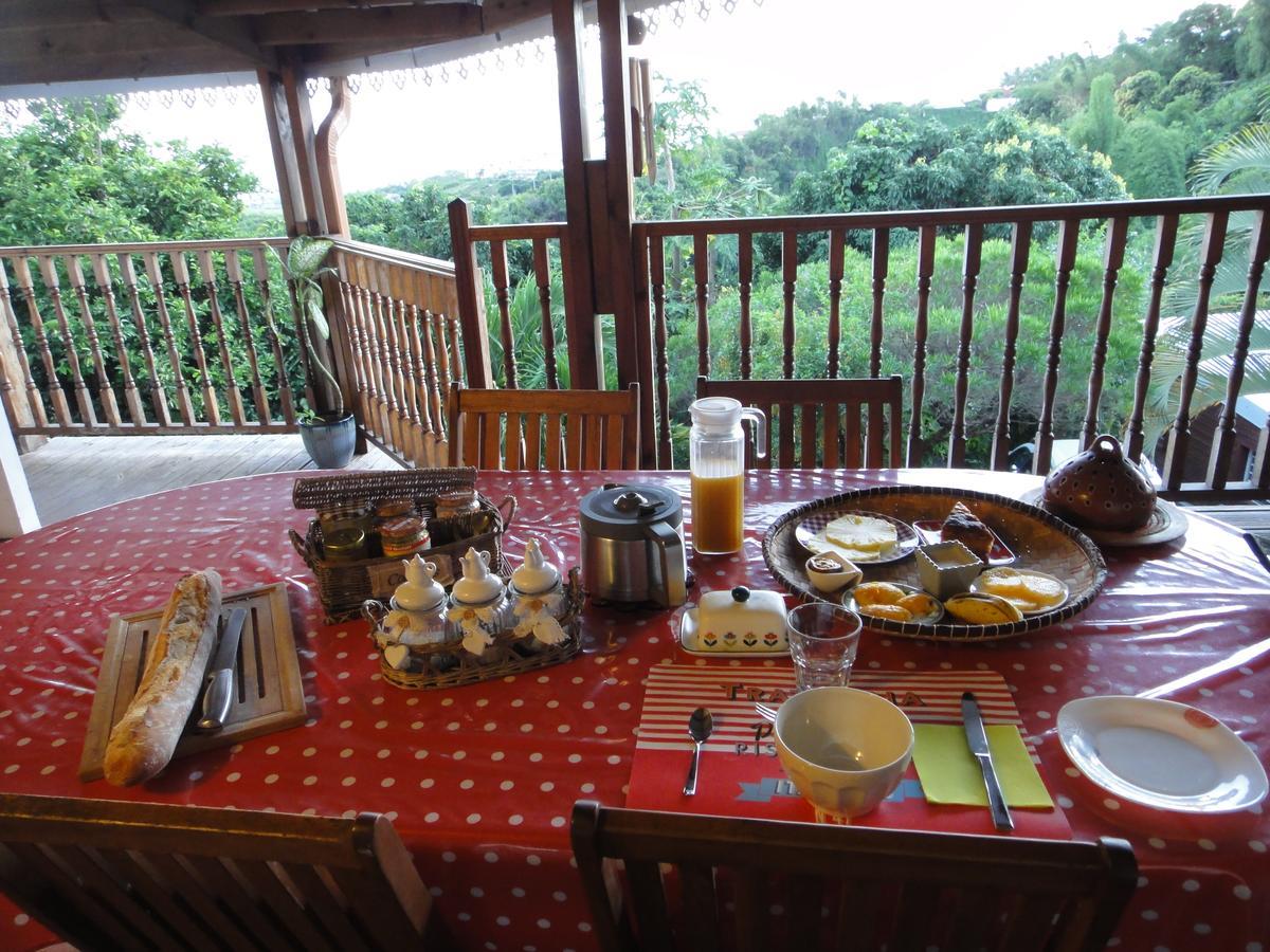 Villa Helena B&B Сент-Мери Екстериор снимка